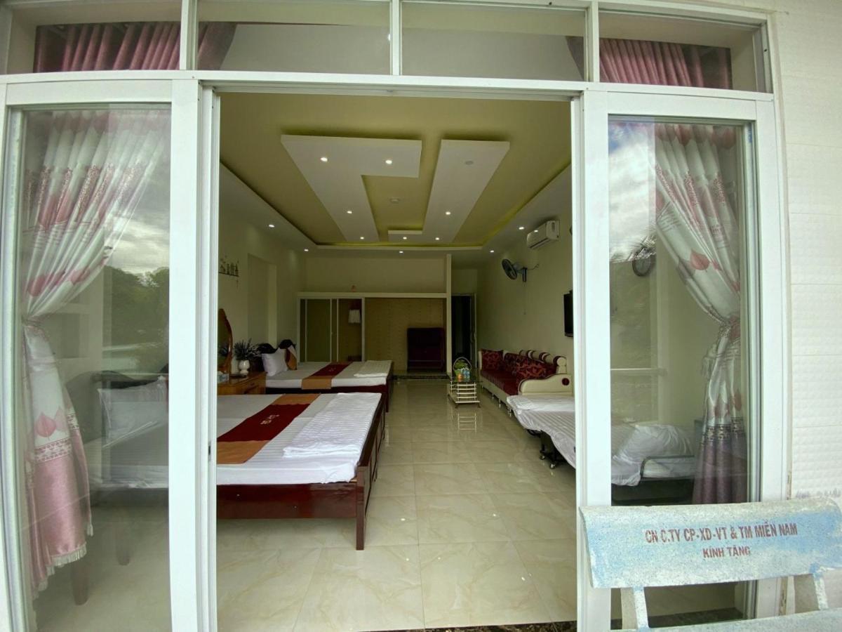 Red Hotel Con Son Island Exterior photo